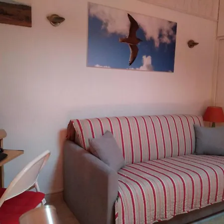 Coquet T2 - 4 Personnes- Pierre La - 4smbatb51 Appartement Saint-Pierre-la-Mer (Aude)